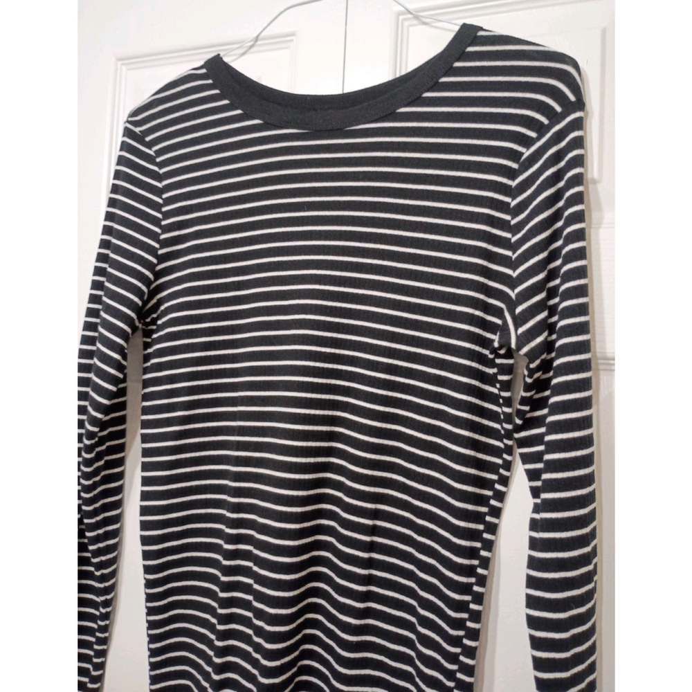 Wild Fable Women’s Black & White Striped Long Sleeve Shirt – Size XXL